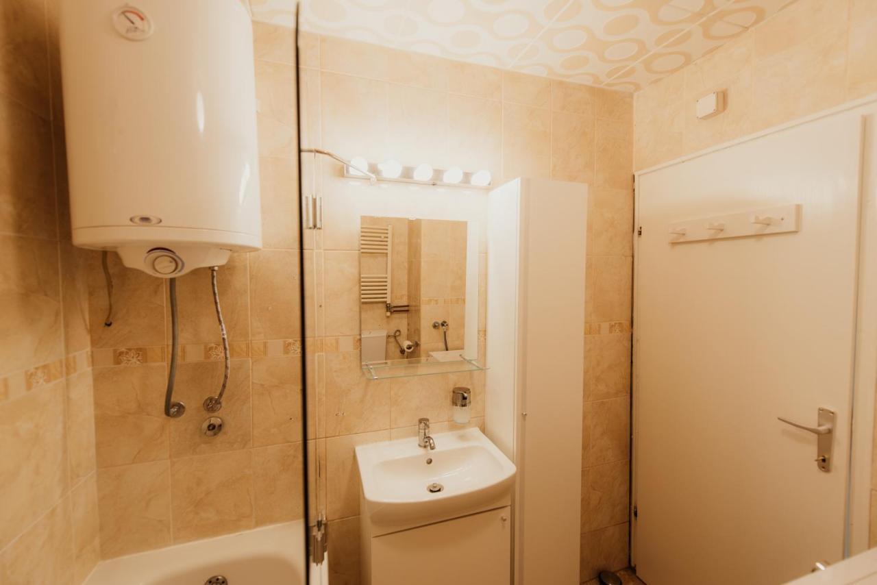 Mb Apartments Újvidék Kültér fotó